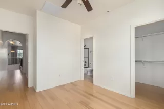 Photo #5: 6283225 Listing