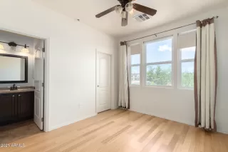 Photo #6: 6283225 Listing