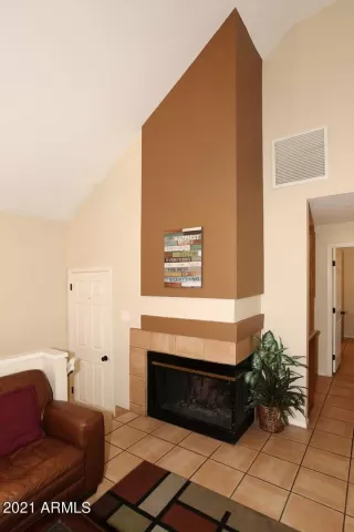 Photo #5: 6283526 Listing 