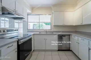 Photo #3: 6283967 Listing