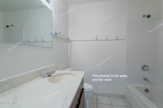 Photo #5: 6283967 Listing