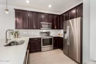 Photo #3: 6284038 Listing