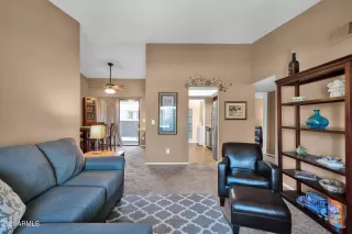 Photo #6: 6284110 Listing