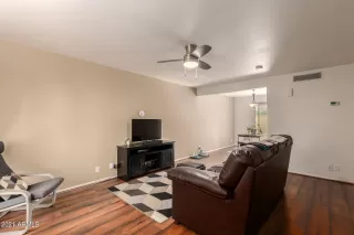 Photo #5: 6284230 Listing 