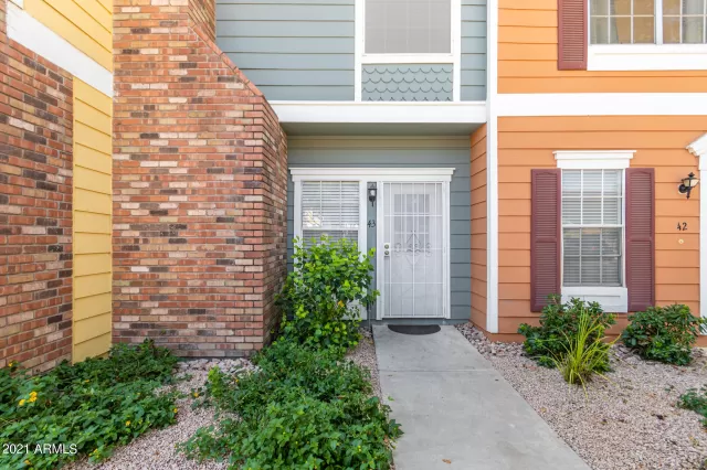 MLS: 6284400 Condo For Sale