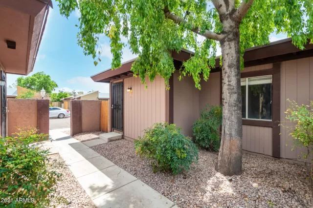 MLS: 6284440 Condo For Sale