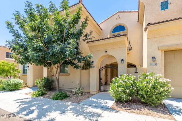 MLS: 6284952 Condo For Sale