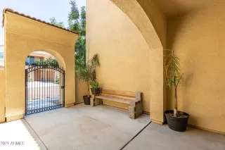 Photo #1: 6284952 Listing 