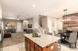 Photo #6: 6284952 Listing 