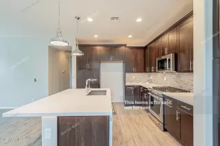 Photo #3: 6285022 Listing 