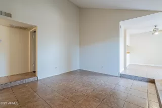 Photo #5: 6285045 Listing