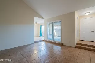 Photo #6: 6285045 Listing