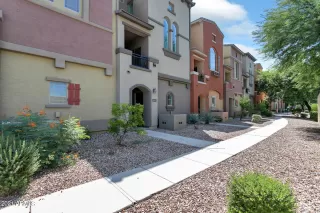 Photo #2: 6285325 Listing 