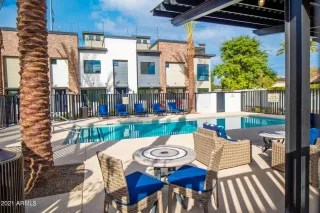 Photo #3: 6285399 Listing