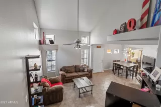 Photo #1: 6285725 Listing