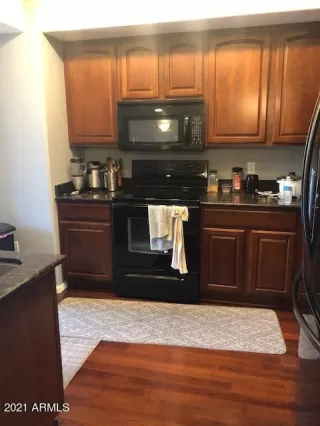 Photo #5: 6286057 Listing