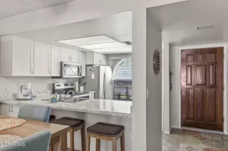 Photo #5: 6286246 Listing 