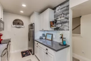 Photo #2: 6286323 Listing