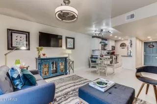 Photo #6: 6286323 Listing