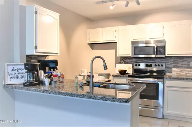 MLS: 6286545 Condo For Sale