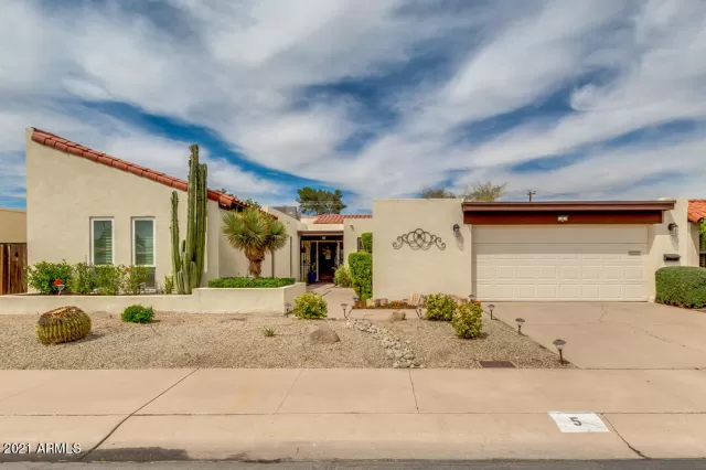 MLS: 6286570 Condo For Sale