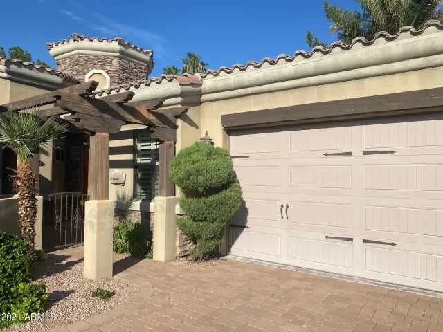 MLS: 6287668 Condo For Sale