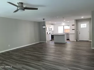 Photo #5: 6287970 Listing