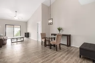 Photo #4: 6288073 Listing