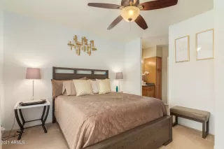 Photo #3: 6288244 Listing