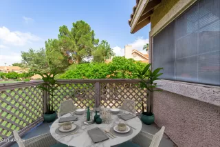 Photo #2: 6288397 Listing