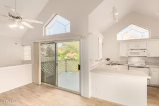 Photo #3: 6288397 Listing