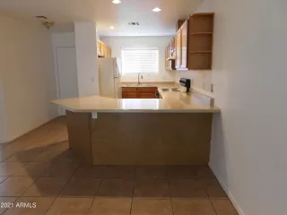 Photo #5: 6288508 Listing