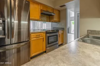 Photo #4: 6288651 Listing