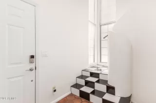 Photo #1: 6288958 Listing