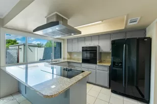 Photo #5: 6288968 Listing 