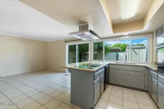 Photo #6: 6288968 Listing 