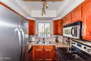 Photo #4: 6288977 Listing