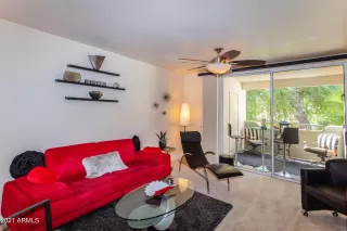 Photo #6: 6288977 Listing