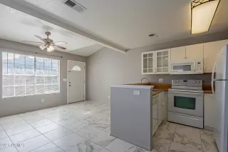 Photo #6: 6289213 Listing