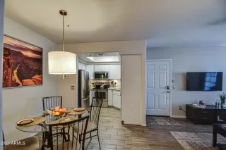 Photo #6: 6289477 Listing