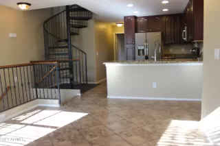 Photo #6: 6289759 Listing