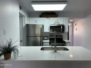 Photo #5: 6289772 Listing 