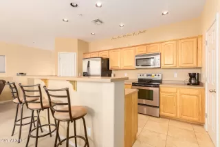 Photo #5: 6290114 Listing