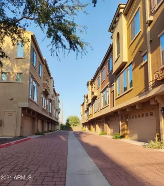 Photo #2: 6290384 Listing