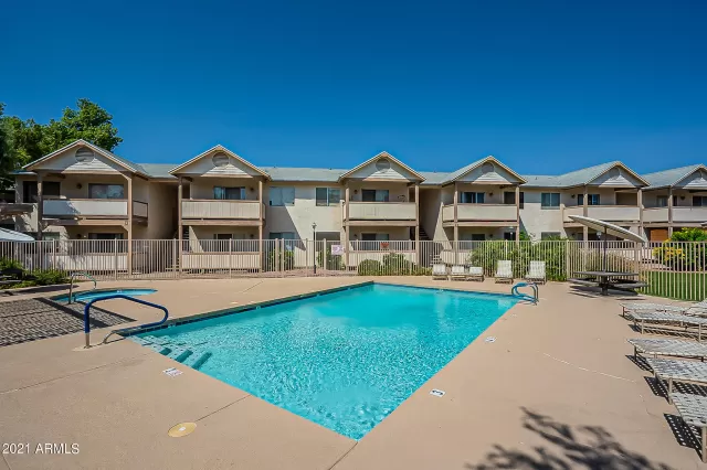 MLS: 6290734 Condo For Sale