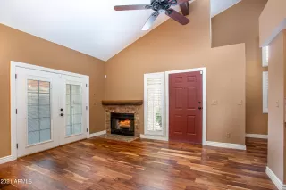 Photo #3: 6290753 Listing