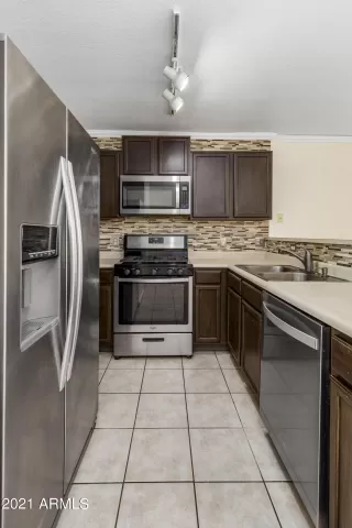 Photo #3: 6290764 Listing 
