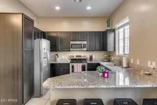 Photo #6: 6290902 Listing