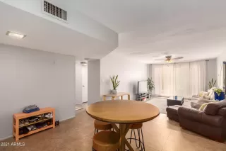 Photo #5: 6290986 Listing 