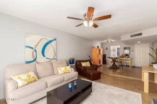 Photo #6: 6290986 Listing 